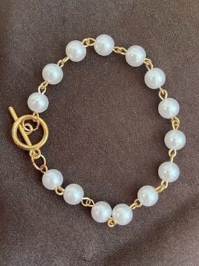 Gold Pearl Bead Bracelet - White Pearls